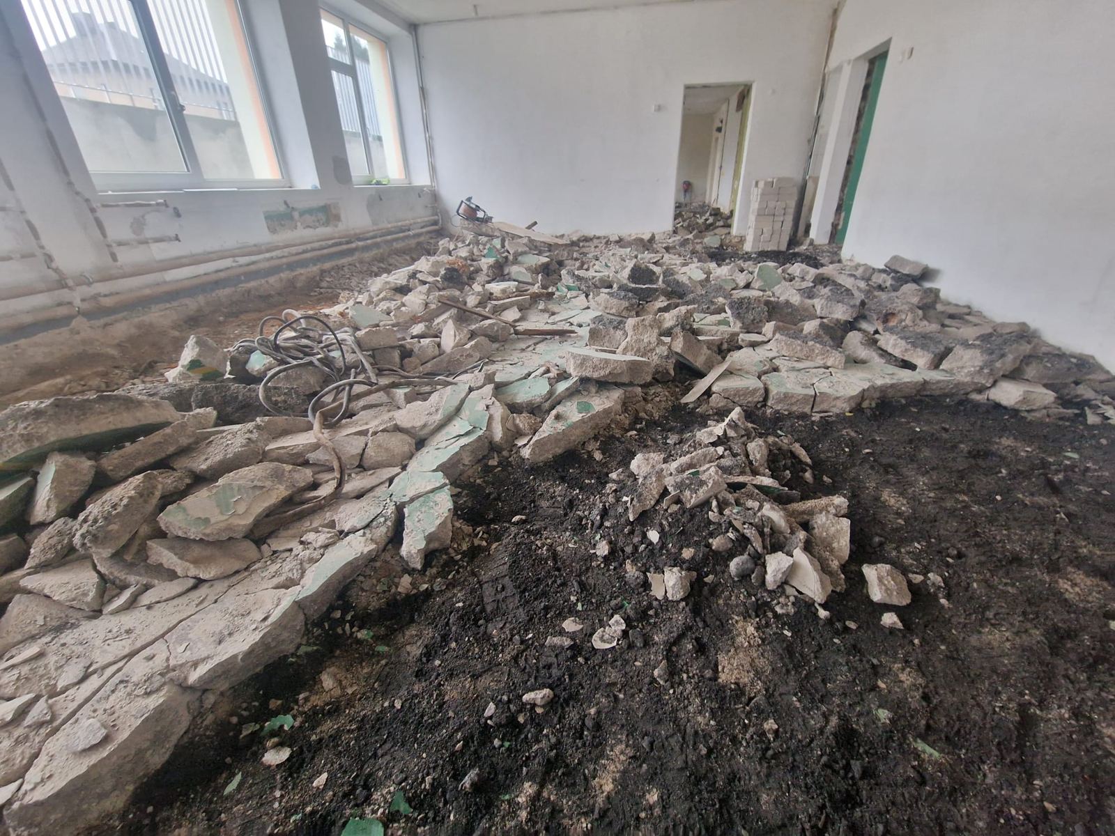 Ligoninės trečio aukšto patalpų remontas – darbų nuotrauka