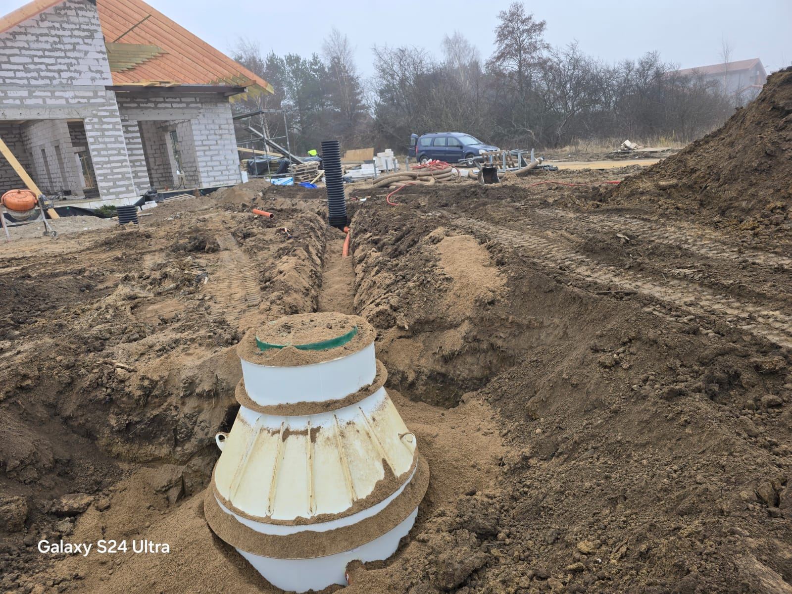 Vandentiekio ir nuotekų tinklų įrengimas – darbų nuotrauka